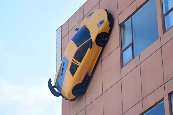 ‘Lamborghini Car’ Races Up A Four Storey Building In ChinabSee Photos